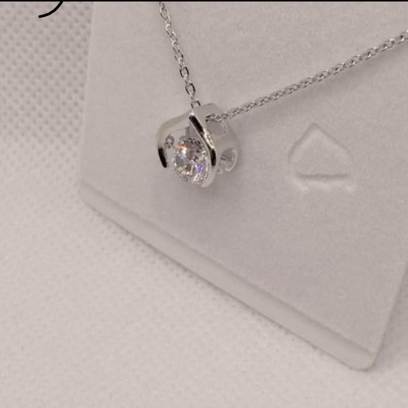 Beautiful Floating Stone Pendant - Picture 3 of 8